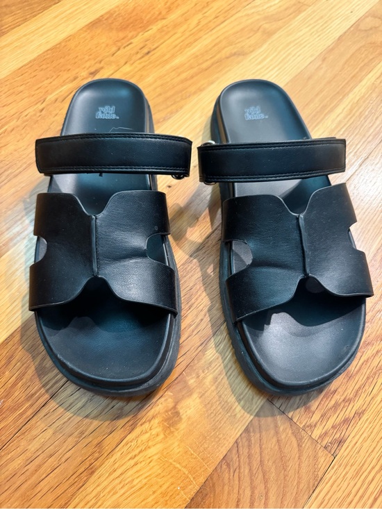wild fable Shoes - Wild Fable Black Slide Sandals